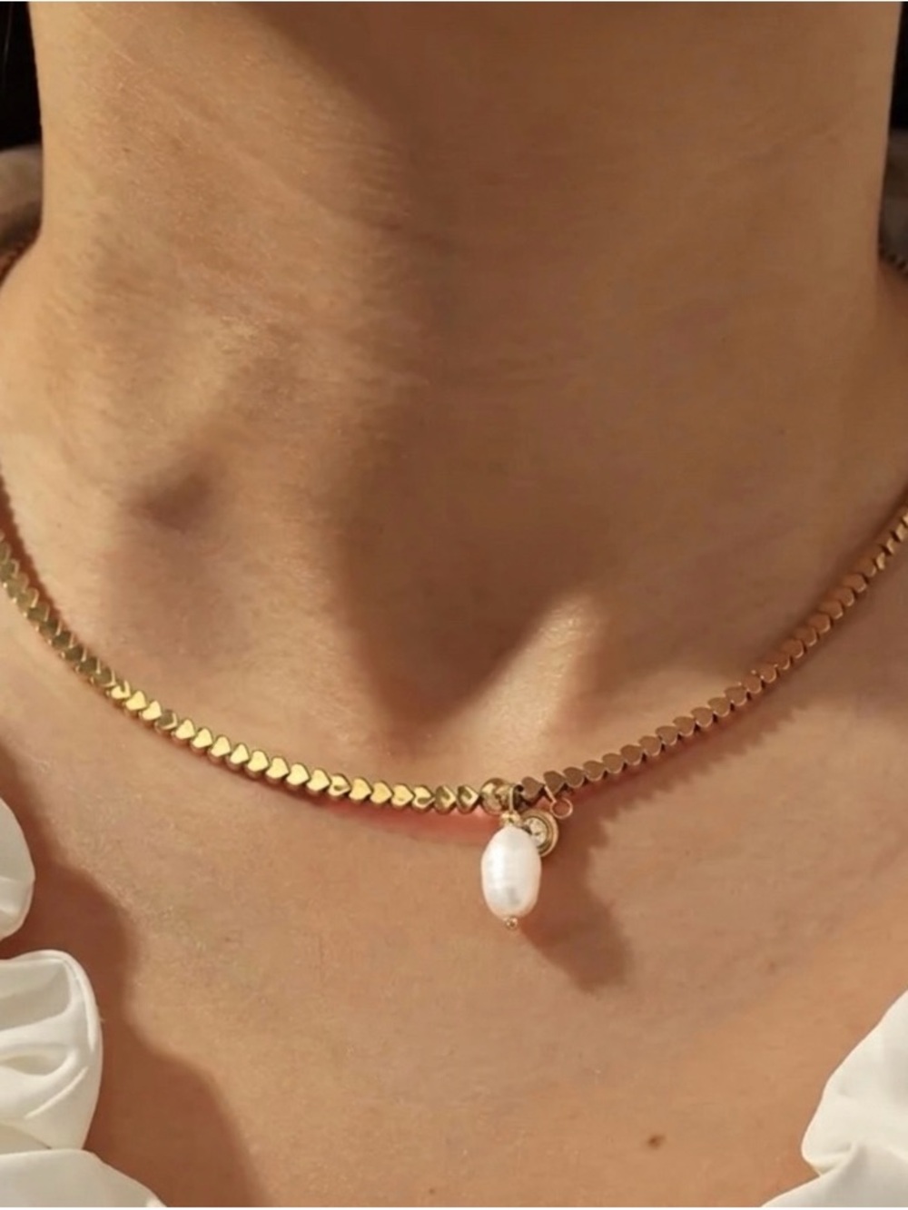 Gold Heart-Link Choker Necklace with White Pearl Charm